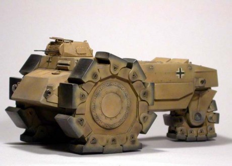 Abro este hilo ya que no puedo trasladar el de maquetas en conversación general, y porque pretendía dar 70