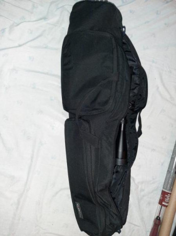 Buenas a todos, por falta de un compañero se vende esta carabina PCP de sobra conocida, esta como nueva 12