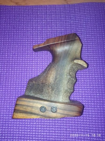 Se vende cacha morini para steyr lp10/50.
Está sin retocar.
Talla 1= a M.
Precio 120 con envío incluido 00