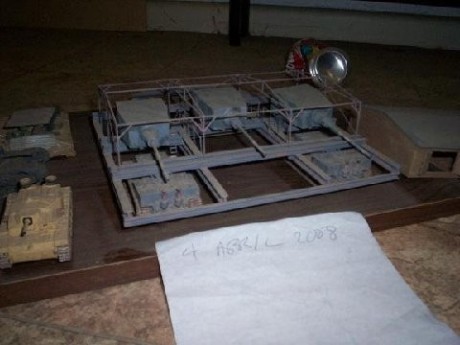Abro este hilo ya que no puedo trasladar el de maquetas en conversación general, y porque pretendía dar 121