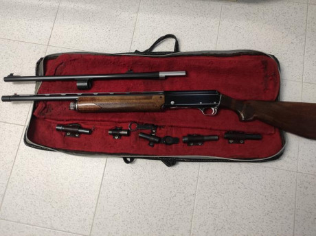 Se vende escopeta semiautomática Franchi Prestige calibre 12 - 70 con dos juegos de cañones,uno de bala 01