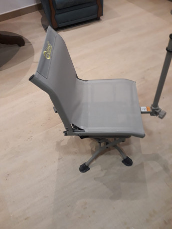 Buenas tardes:

Un amigo pone a la venta esta excelente silla de caza DeadShot Hairpod de alta calidad 11