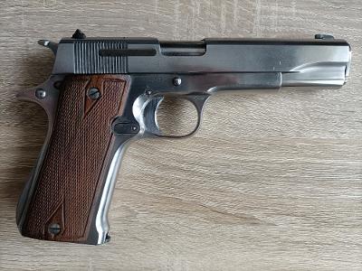 Hola a todos!
Pongo a la venta está preciosa española STAR modelo B calibre 9mm, hay que aligerar cupo. 02
