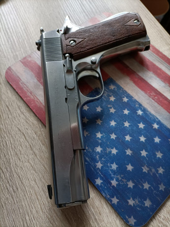 Hola a todos!
Pongo a la venta está preciosa española STAR modelo B calibre 9mm, hay que aligerar cupo. 01