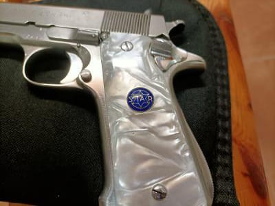 Hola a todos!
Pongo a la venta está preciosa española STAR modelo B calibre 9mm, hay que aligerar cupo. 00