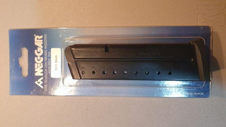 Vendo cargador 9 mm para 1911 (monohilera) de 10 cartuchos  Mec Gar prácticamente sin uso, impecable. 02