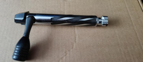 Hola a todos/as.
Vendo mi rifle Sabatti de calibre 6.5 Creedmoor. 
Cañón de 28" de largo, bull barrel 01