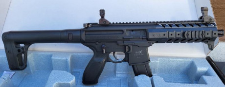  VENDIDO  subfusil Sig Sauer MPX calibre 4.5 mm (.177"). Funcionamiento con botellas de CO2 de 88 11