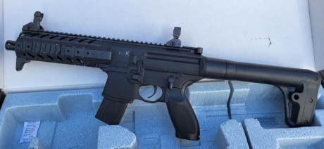  VENDIDO  subfusil Sig Sauer MPX calibre 4.5 mm (.177"). Funcionamiento con botellas de CO2 de 88 10