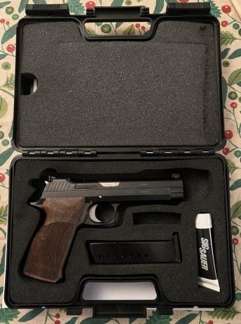 Vendo esta sig P210 de 5 pulgadas. El arma está en perfectas condiciones como se aprecia en las fotos. 00