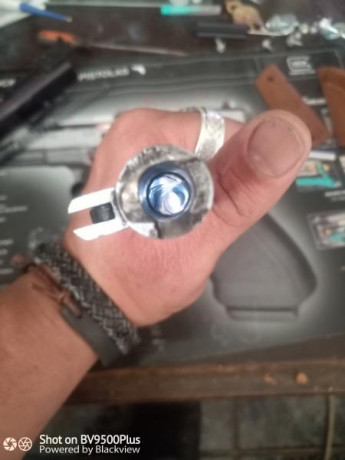 Pues al final, no me hago a ella, està modificada con alza bomar regulable, punto de mira ajustado a la 00