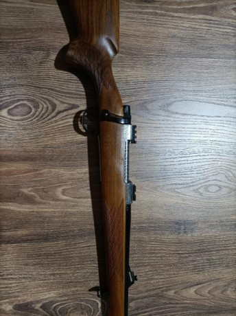 Vendo rifle Sabatti Rover 870 Bavarian en calibre 9,3x62 modelo con acabado de lujo y grabados. Con bases 01