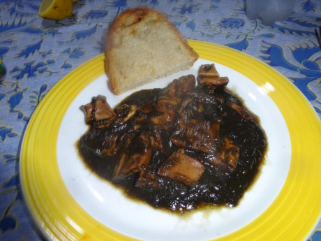 Hoy para comer acelgas hervidas y chuletón de vaca gallega vieja con seis semanas de maduración en cámara 50