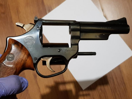 VENDO REVOLVER ASTRA, ESTADO SEMINUEVO, LO MEJOR ES VERLO PARA HACERSE UNA IDEA DE SU ESTADO.
COMO SE 00