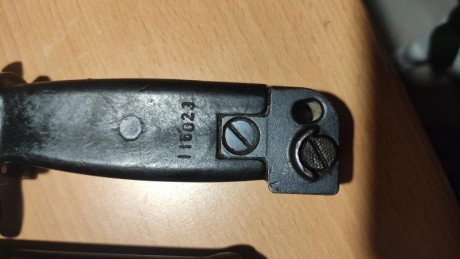 Vendo bayoneta que me dijeron que era de AK47 pero que me dicen ahora que es de  AK74, supuestamente de 02