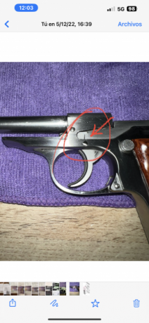 Compro esta pieza de Walther PPKS, es la que sujeta la corredera. La pistola es una Walther PPKs, hecha 02