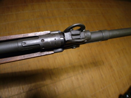 A ver si alguno de vosotros tiene un FN 49, me acabo de comprar uno y tengo algunas dudas,
Por ejemplo, 61