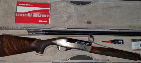 Benelli powerbore,cañon 71cm,choques i maletin....en perfecto estado 1500€...El arma esta en Denia(Alicante)se 20
