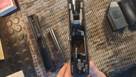 Glock 19 GEN 4

Muy muy cuidada. Con accesorios originales. 
Puede verse en Vigo. 

450€ portes incluídos. 01