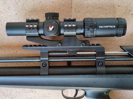 Por no usar, vendo visor VictOptics  comprado en agosto de 2022, aumentos de  1-6x24 SFP, sistema de bloqueo 02