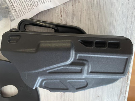 V E N D I D A Fuera del foro.
Se vende funda Safariland 7377  más la pala safariland que hace fácil el 00