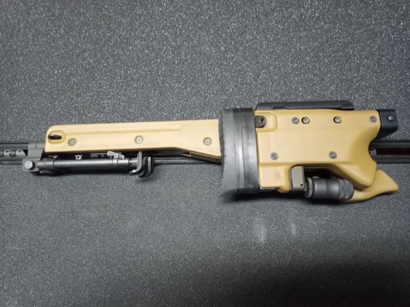 VENDIDO!!! chasis   Accuracy International Chassis System 2.0  plegable para rifle Remington 700 SA (acción 10