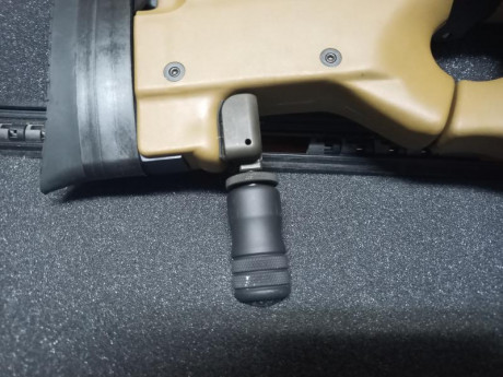 VENDIDO!!! chasis   Accuracy International Chassis System 2.0  plegable para rifle Remington 700 SA (acción 20