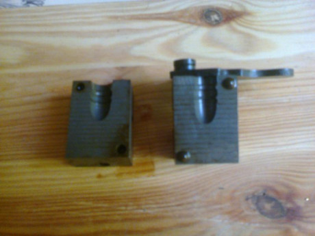 Vendo molde Lyman 358311 valido para el .38 y .357 Precio: 60 € más gastos de envio por correo certificado. 00