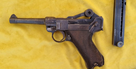 Hola buenos días 
Vendo luger erfurt 1916 .Todos los números de serie coinciden menos el cargador. Funciona 02