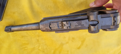 Hola buenos días 
Vendo luger erfurt 1916 .Todos los números de serie coinciden menos el cargador. Funciona 01