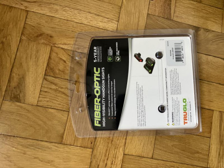  VENTA

JUEGO DE ALZA Y PUNTO DE MIRA TRUGLO FIBRA ÓPTICA PARA GLOCK TAMAÑO STANDARD 

- ESTADO:  NUEVO 01