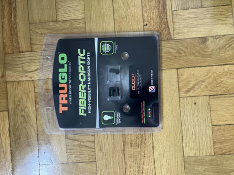  VENTA

JUEGO DE ALZA Y PUNTO DE MIRA TRUGLO FIBRA ÓPTICA PARA GLOCK TAMAÑO STANDARD 

- ESTADO:  NUEVO 00
