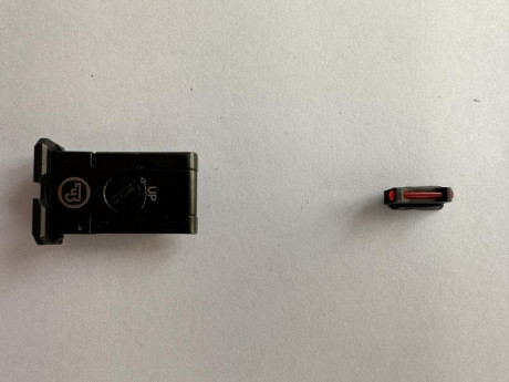 Vendo alza micrometrica CZ para modelos Shadow SP01, 2 y Orange. Incluyo también punto delantero con fibra 00