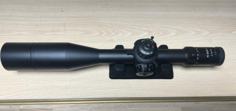 Visor KAHLES K624i - 6-24x56 CCW SKMR4 w-Left
Con extras de parasol y rueda de ayuda de paralaje
En MRAD 01