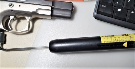 Vendo CZ85 duotone con equipamiento extra de recambios

El arma tiene la doble acción desactivada para 11