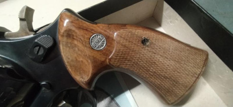 Hola
Vendo revolver Astra modelo Match en calibre .38Spl.
Con caja original y en muy buen estado estético 30