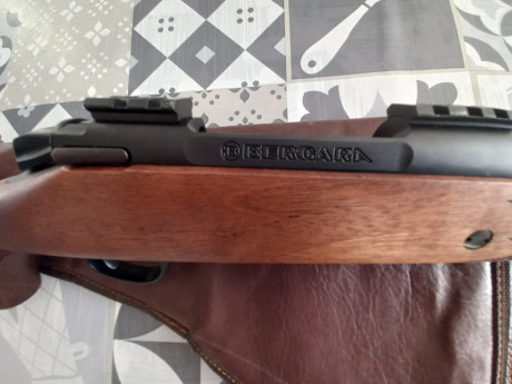 Buenas se vende Bergara b14 timber zurdo calibre 300wm , el rifle ha tirado 5 tiros y salido 2 veces , 02