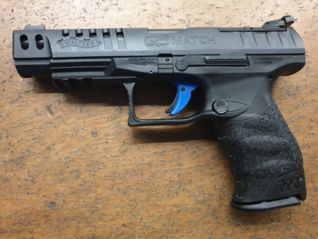 Se ofrece una magnifica Walther Q5 Match calibre 9 mm como nueva, con tres cargadores, alza regulable. 00