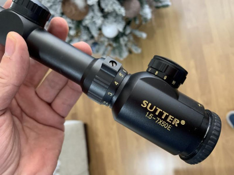 Vendo visor Sutter de 1.5-7x50 E , retícula iluminada y tubo de pulgada con anillas incluidas .
75 euros 02