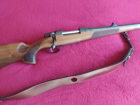 Un compañero me pide que le ponga este anuncio: rifle Ceska CZ 557 Stutzen en venta. Calibre 30-06. No 11
