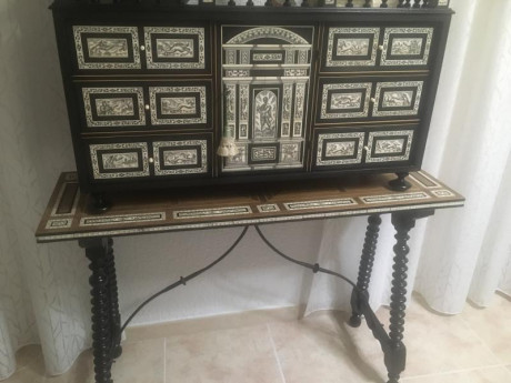 Cambio barqueño Antiguo en madera PaloSanto y hueso con motivos de caza por pistola Pardinni ,Feinwerbau 00