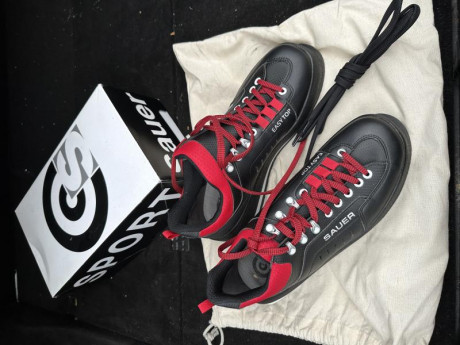 VENDIDOS zapatos de tiro SAUER . Talla 43 . Estado impecables solo estrenados , como nuevos. Costaron 02