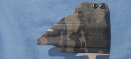 Buenas.
Pongo en venta está funda de Kydex en color blackmulticam interior para diestros  para pistola 01
