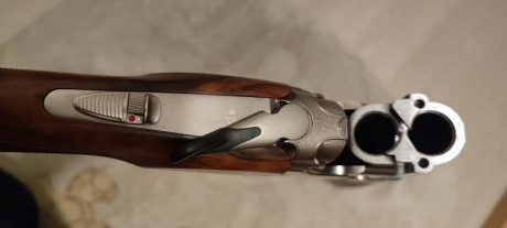 Buenas;
Pongo a la venta Escopeta Superpuesta BERETTA 692 SPORTING B-FAST, con las siguiente características;
Cañón 12