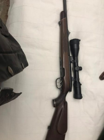 Hola a todos. Pongo a la venta el rifle que veis en el titulo vendo dicho rifle con gatillo al pelo y 02