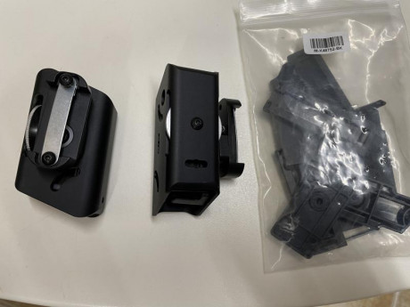 Se venden 2 portacargadores de aluminio para IPSC, totalmente regulables.
Dispone de espaciadores para 01