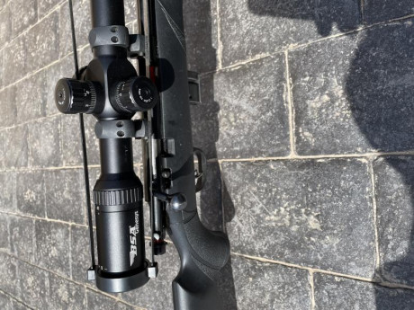 Vendo rifle marlin xt17vr hmr como Nuevo solo 50 disparos de pueden enviar fotos. Precio 420€ con rosca 41