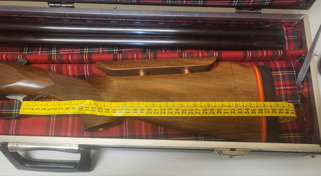 Estupenda escopeta superpuesta de Trap, con 1 y 2 * fijas, 75cm de cañon, especifica para tiro al plato. 00