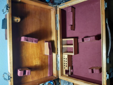 Vendo la caja original de la mítica pistola Toz 35.
Está en perfecto estado, y va tal cual, sin accesorios.
Precio 01
