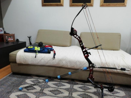 Voy a vender mi equipo de tiro con arco y empiezo por el arco, se trata de un Mathews Conquest 4 diestro 02